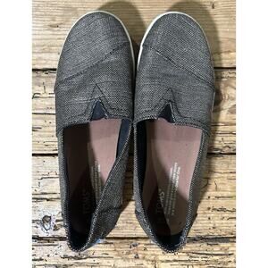 TOMS Women’s Size 7.5 Gray Slip On Flats
